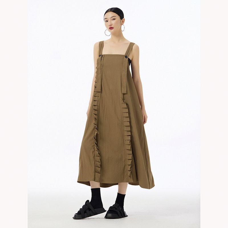 European and American retro patchwork ruffled design strap dress 2024 Summer new loose slimming and all-matching dress