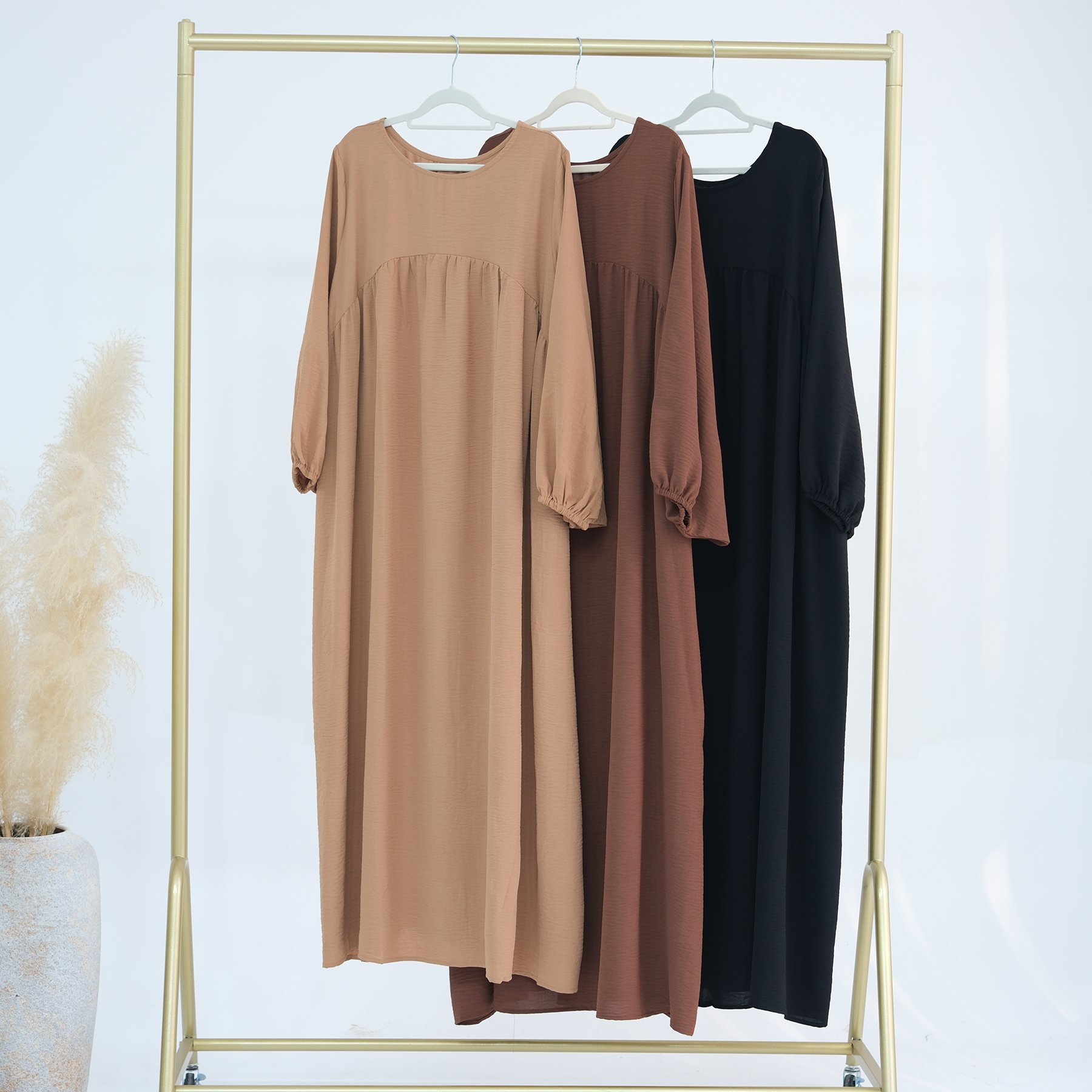 Loriya Wholesale Islamic Clothing Dresses Women Solid Color Modest Dress Butterfly Sleeve Abaya Designs Abaya Women Muslim Dress