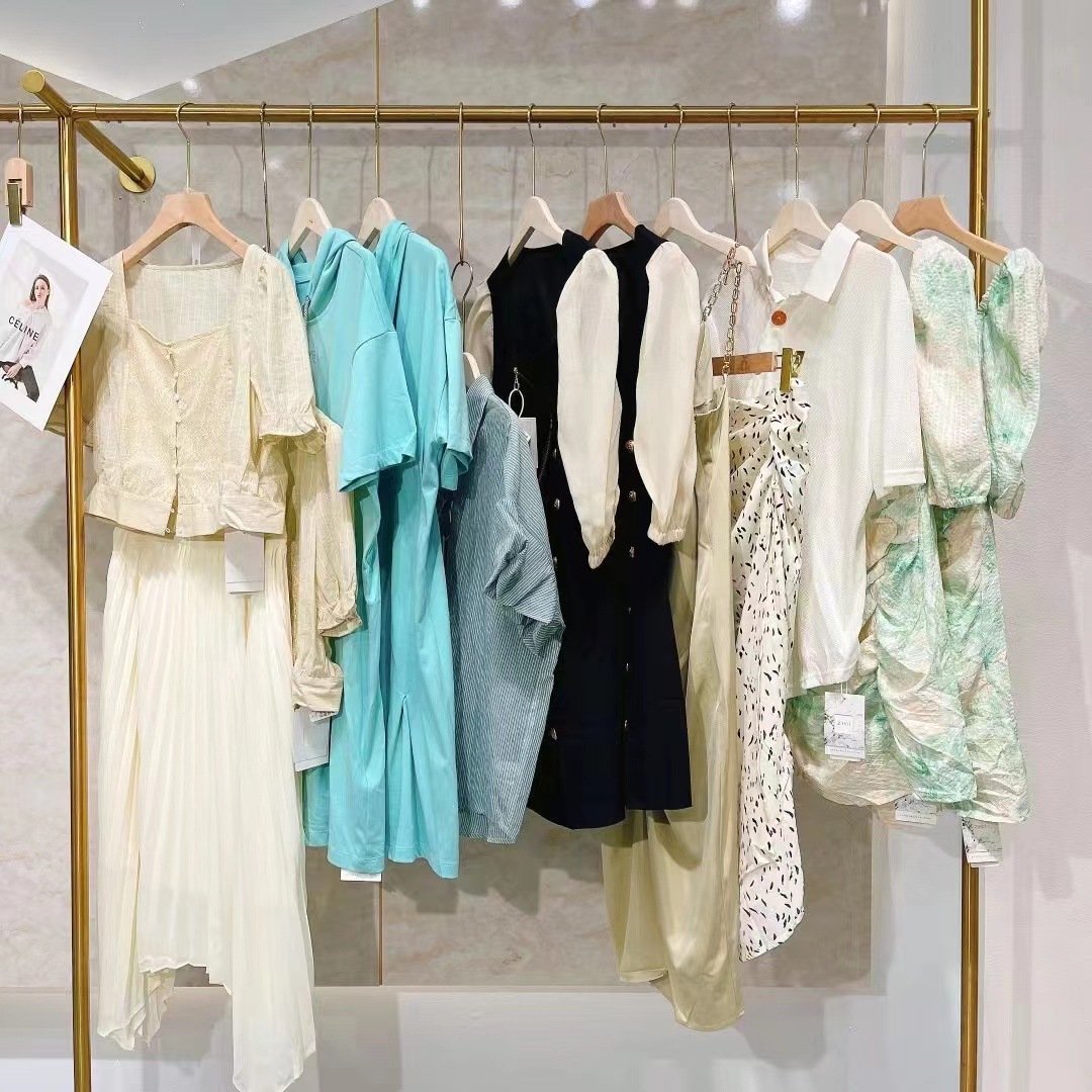 Factory Wholesale Fashion Summer Sexy Brand New Inventory Women Evening Casual Dresses