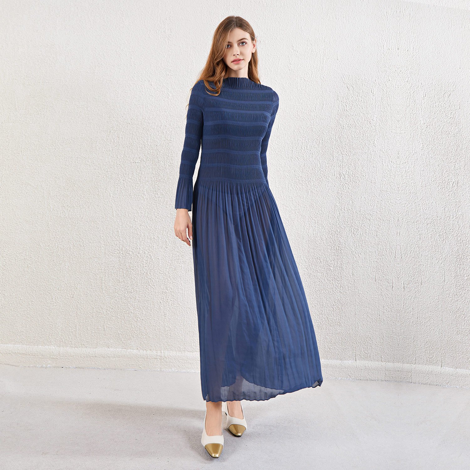 Miyake Pleated Large Size Loose Women's Dress High Quality European and American Style New Fashion Design Casual Dress