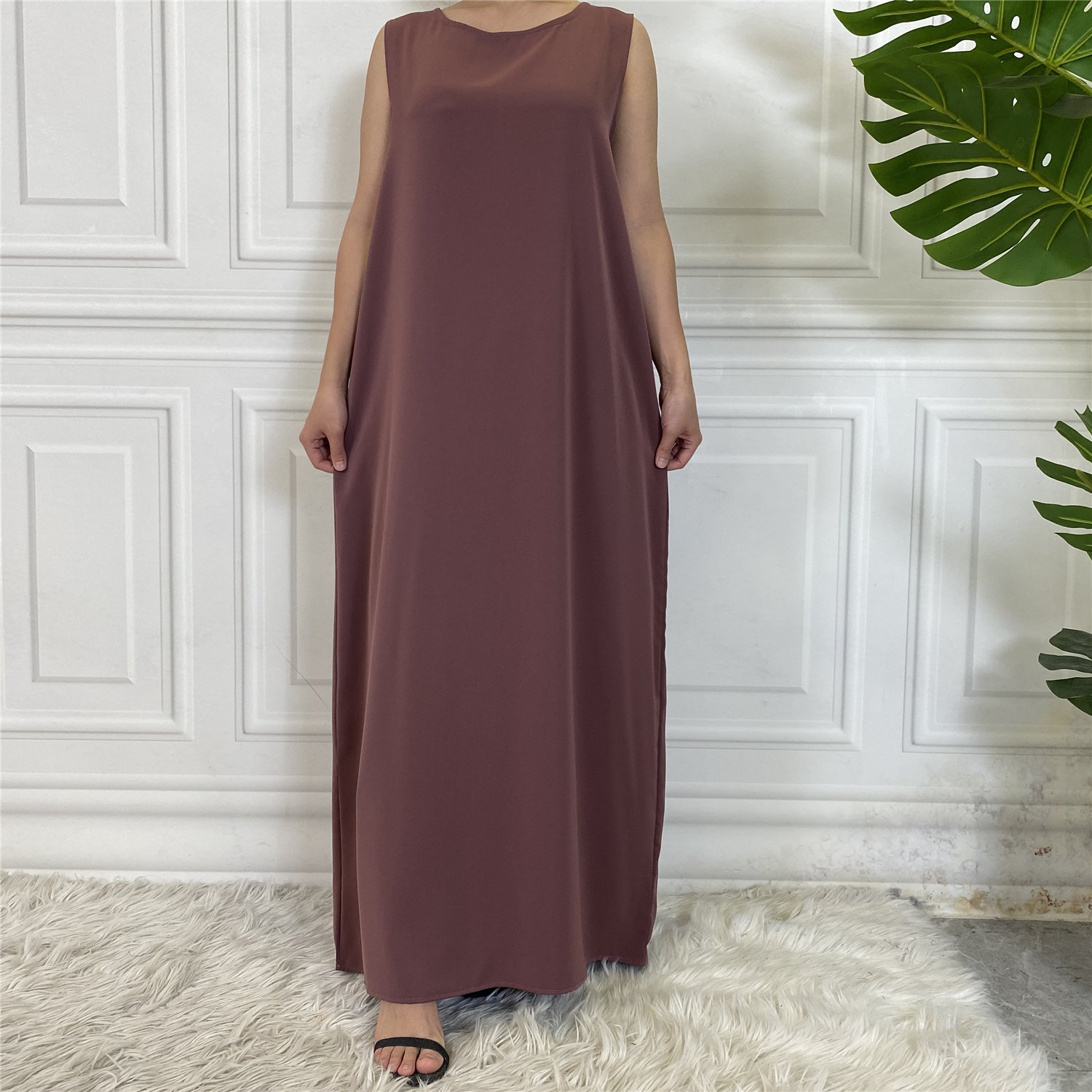 6595# Hot Sale Summer Design Nida Material Solid Color Simplicity Versatile Sleeveless Inner Dress Muslim Islamic Popular Dress
