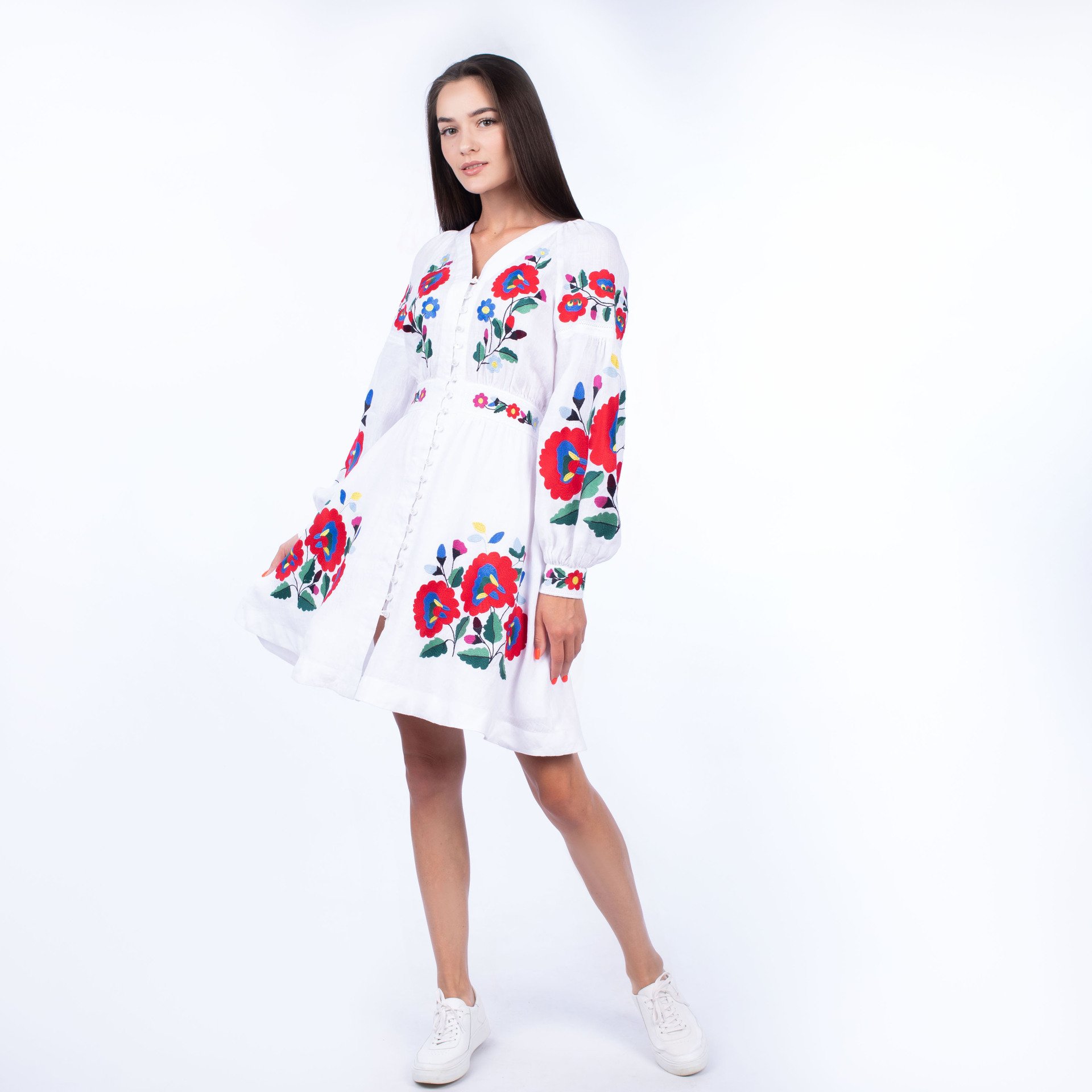 OEM Wholesale Boho Evening Party Wear Sexy Short Full Sleeve Women Clothing White Ukrainian Embroidered Casual Dresses