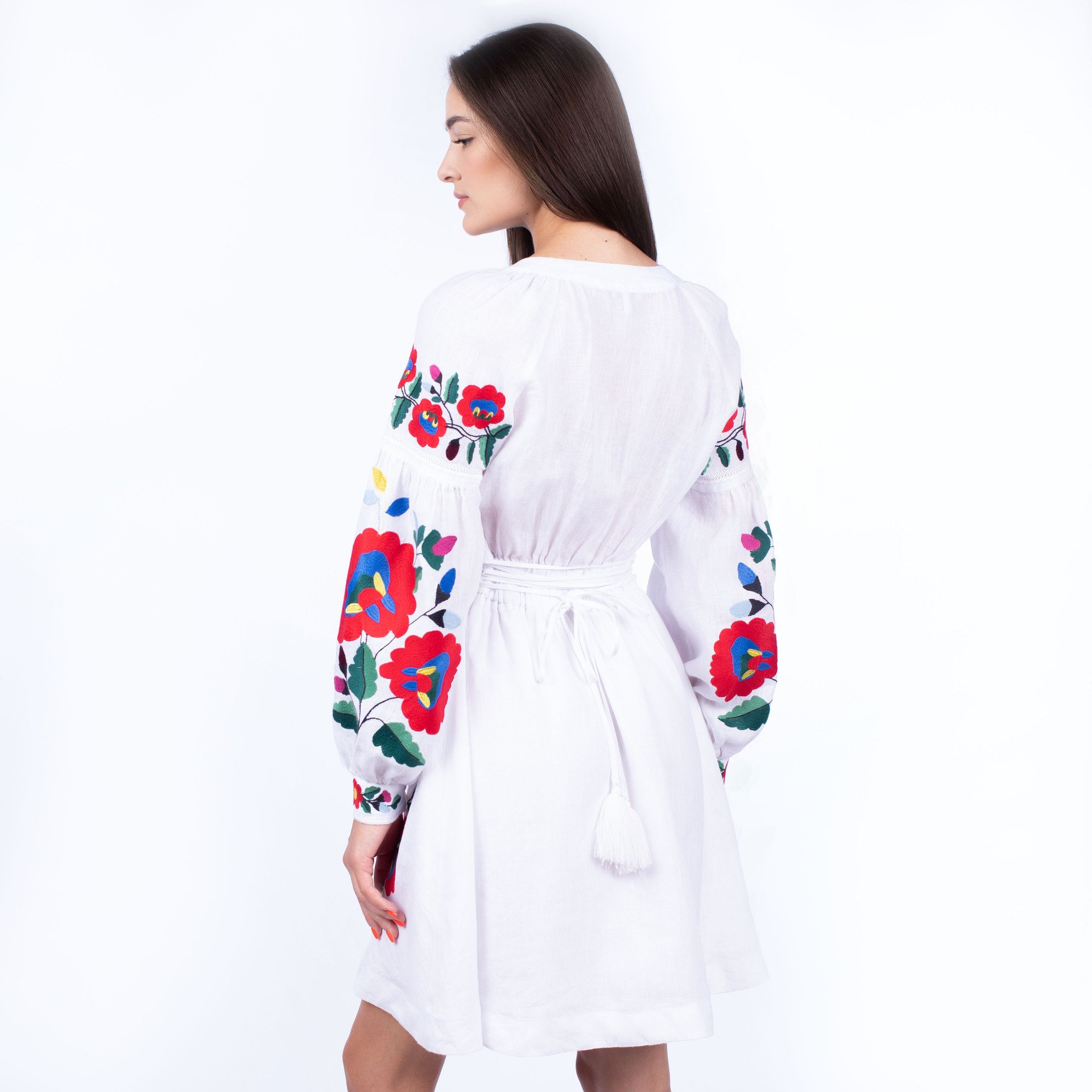 OEM Wholesale Boho Evening Party Wear Sexy Short Full Sleeve Women Clothing White Ukrainian Embroidered Casual Dresses