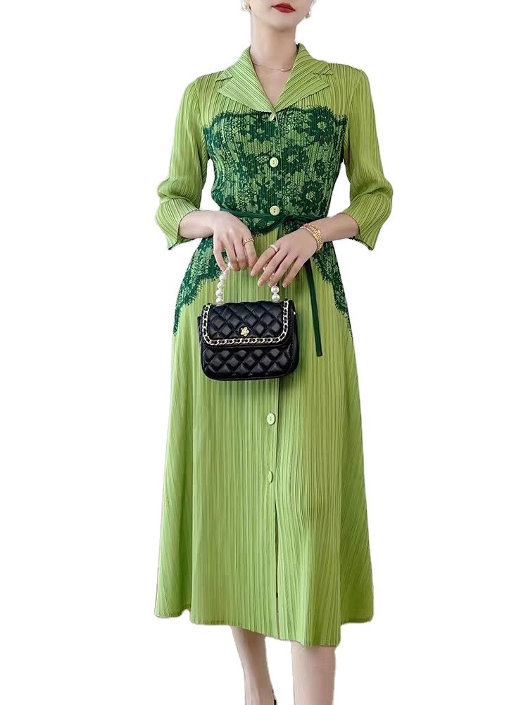 Elegant V-neck black pleated dress natural waist V-neck office lady's straight sleeve summer lace casual dress