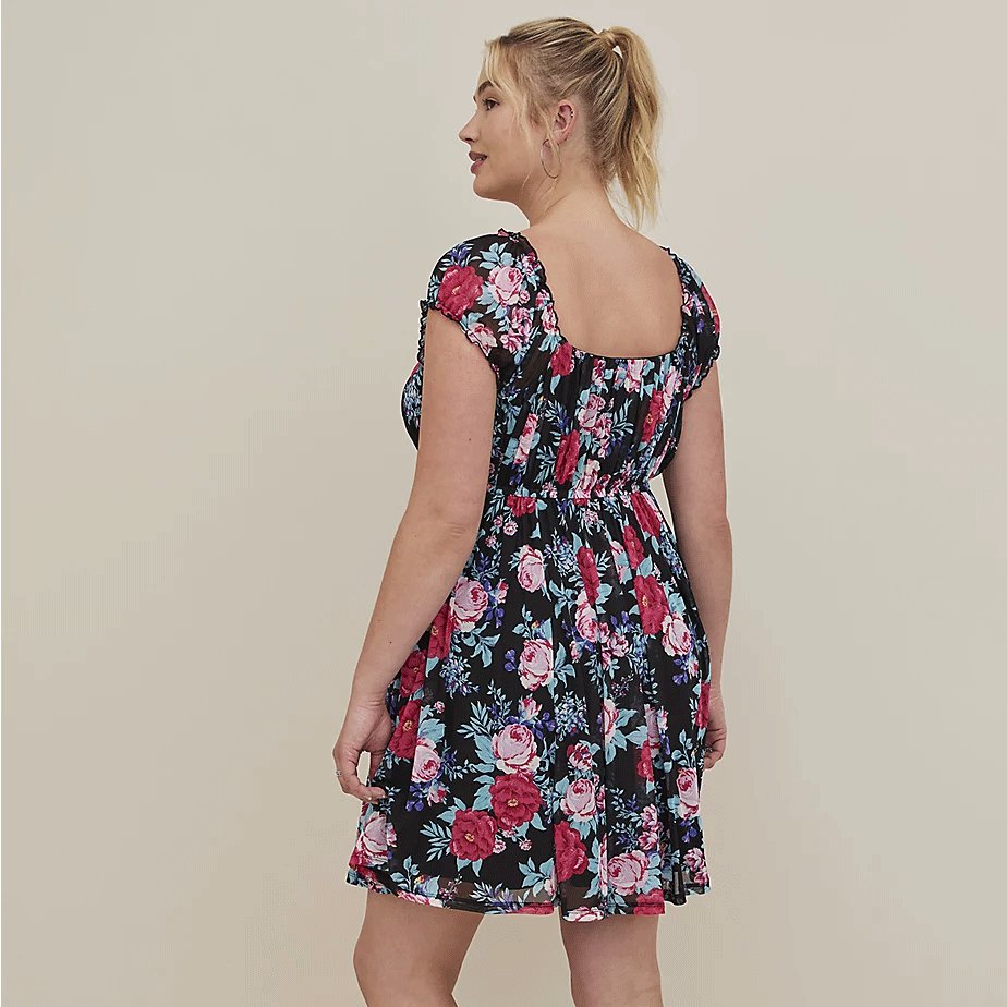 OEM Custom Summer sweet short sleeve floral printed women casual plus size dresses