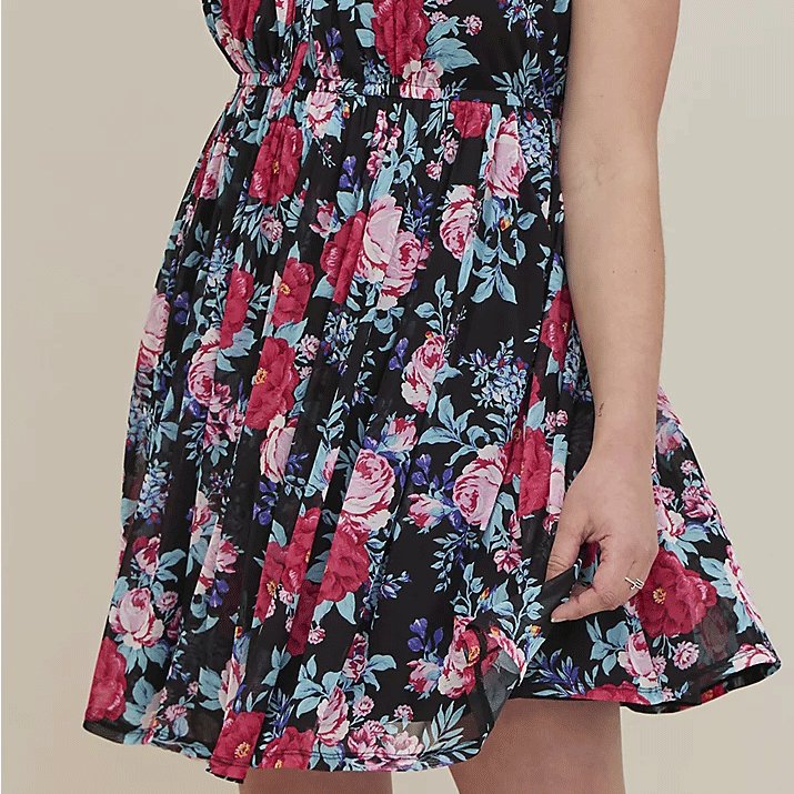 OEM Custom Summer sweet short sleeve floral printed women casual plus size dresses