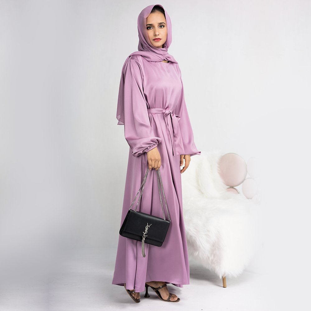 2023 Loriya Wholesale EID Ramadan Islamic Clothing Modest Dresses Satin Fabric Abaya Women Muslim Dress Plain Abaya