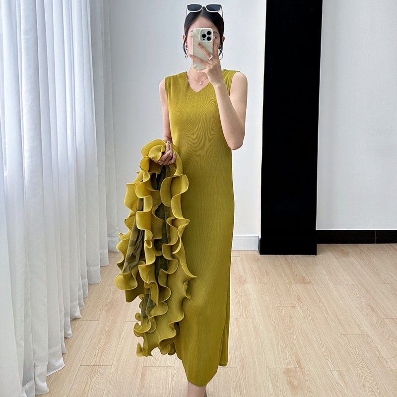 Summer 2023 Pleated Miyake Two-Piece Suit Office clothing Asymmetrical shirt Blouses Pencil pants Women'S Casual suit Dress