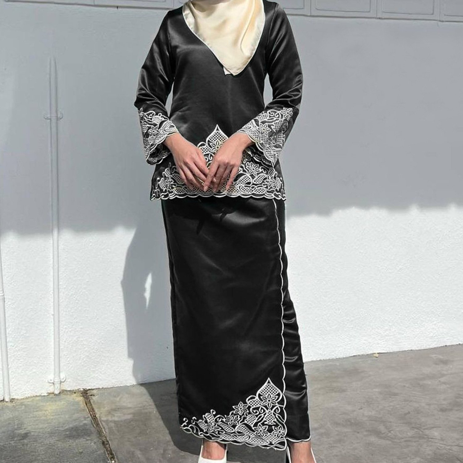 Malay Exquisite Embroidery Middle East Women Clothes 2-piece Set High Quality Satin Fabric Muslim Abaya Elegant Casual Dress