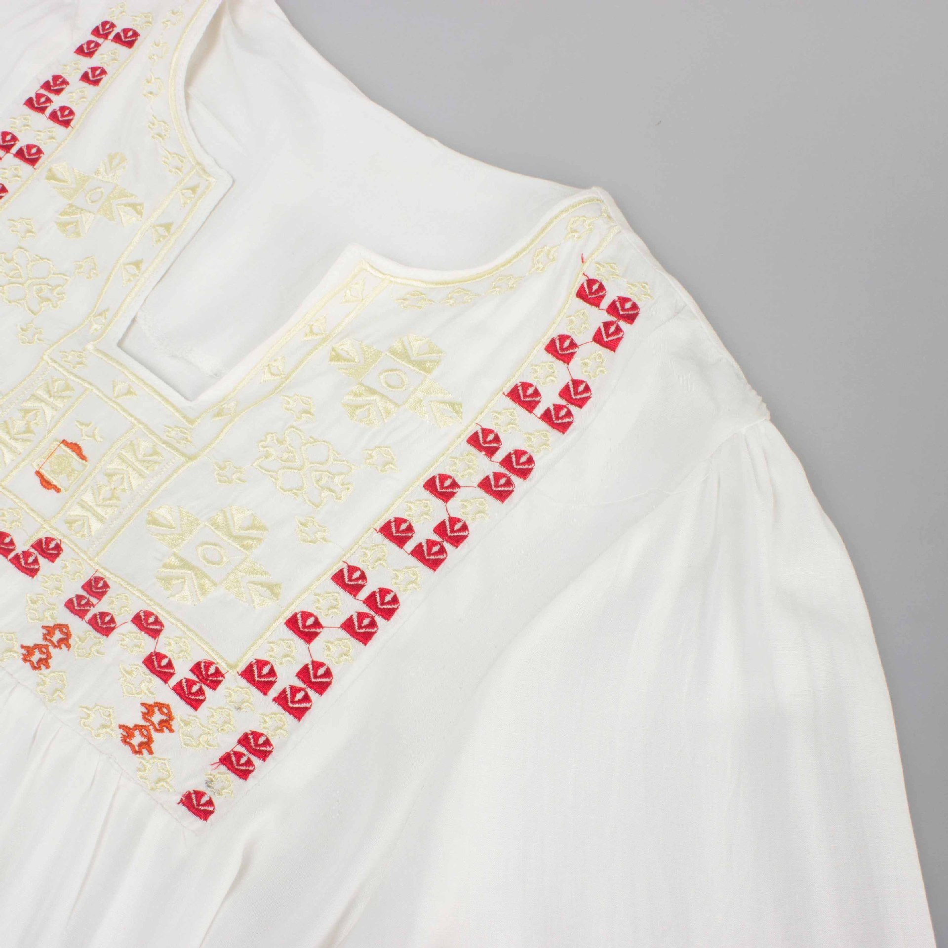 Bohemian folk style retro embroidery design dress for women simple casual dress