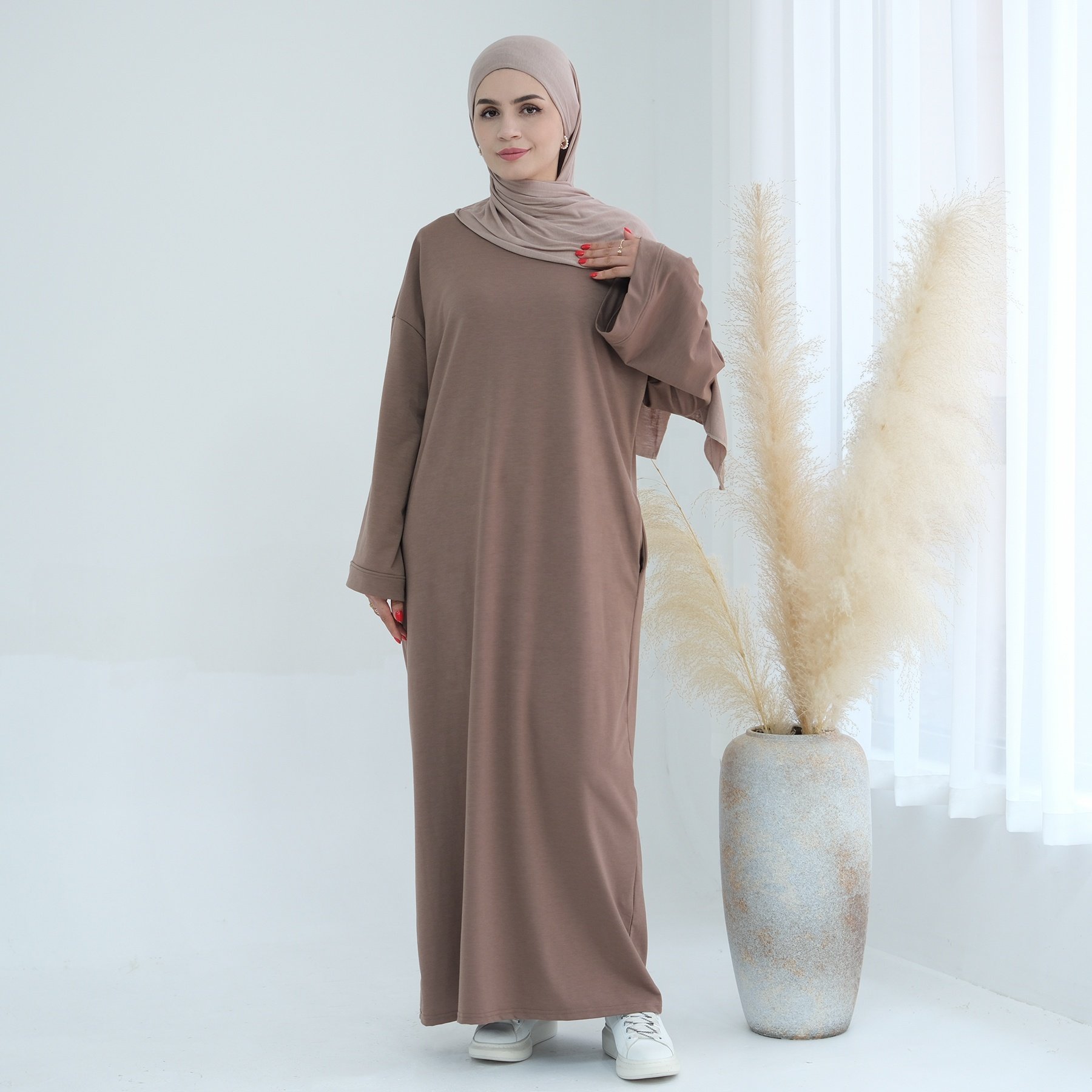 2024 Loriya Top Selling Long Sleeve Modest Dresses with Side Pockets Abaya Women Muslim Dress Women's Dresses
