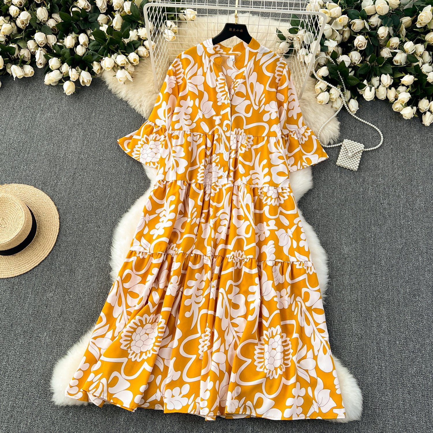 French retro style high-end floral dress for women in autumn with bubble sleeves waistband dress