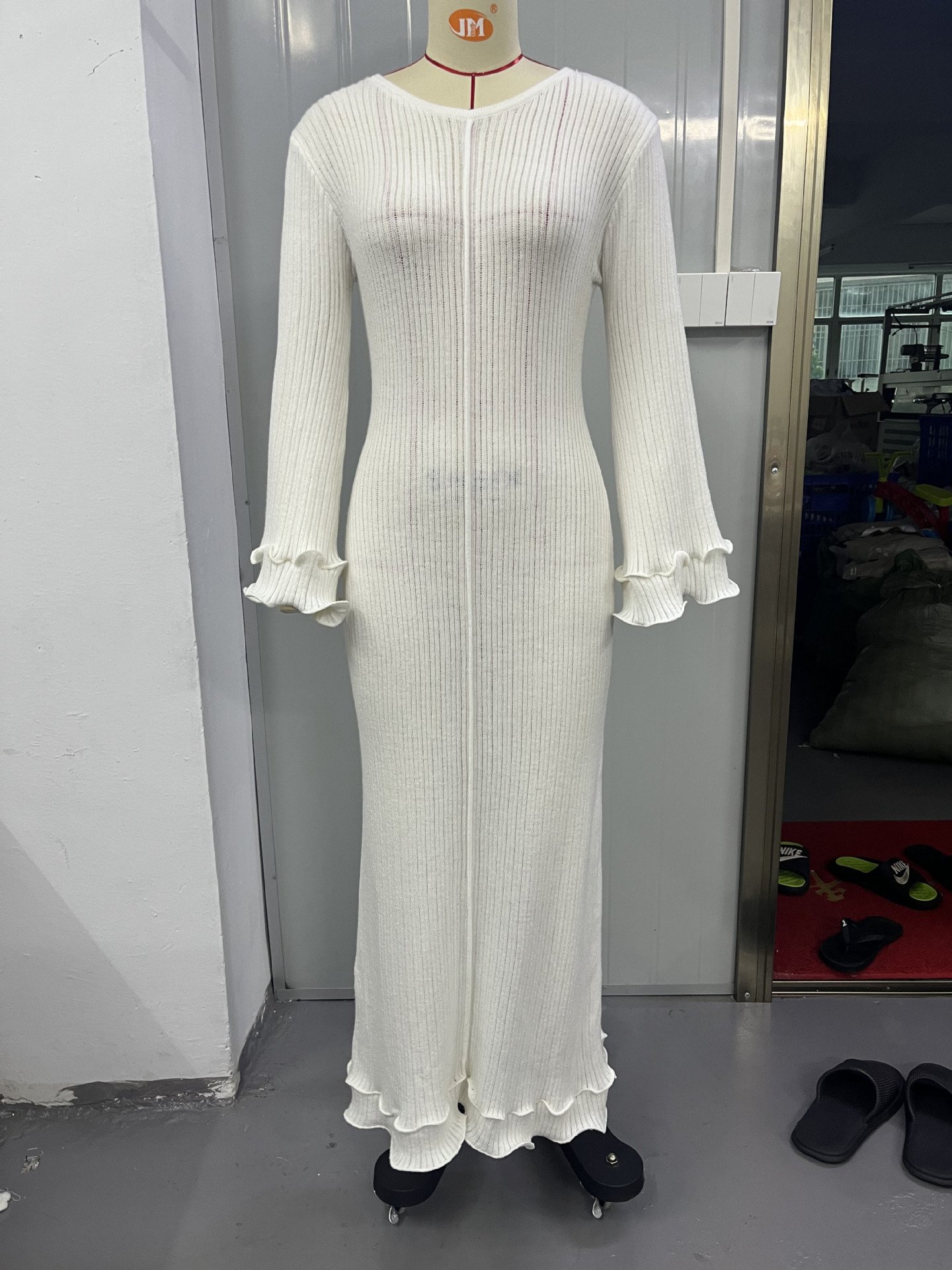 GX0204 Good Quality Spring Autumn Dress Perspective O-Neck Long Ruffle Sleeve Slim Fit Knitted Evening Maxi Dresses