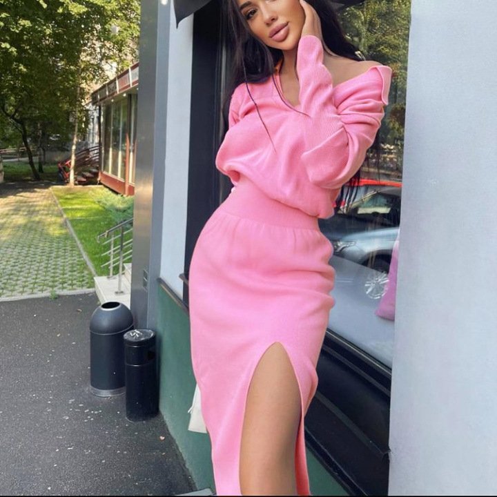 Autumn and winter dresses new hot sale strapless fur flared sleeve sexy sweater dress A stylish casual dress for women