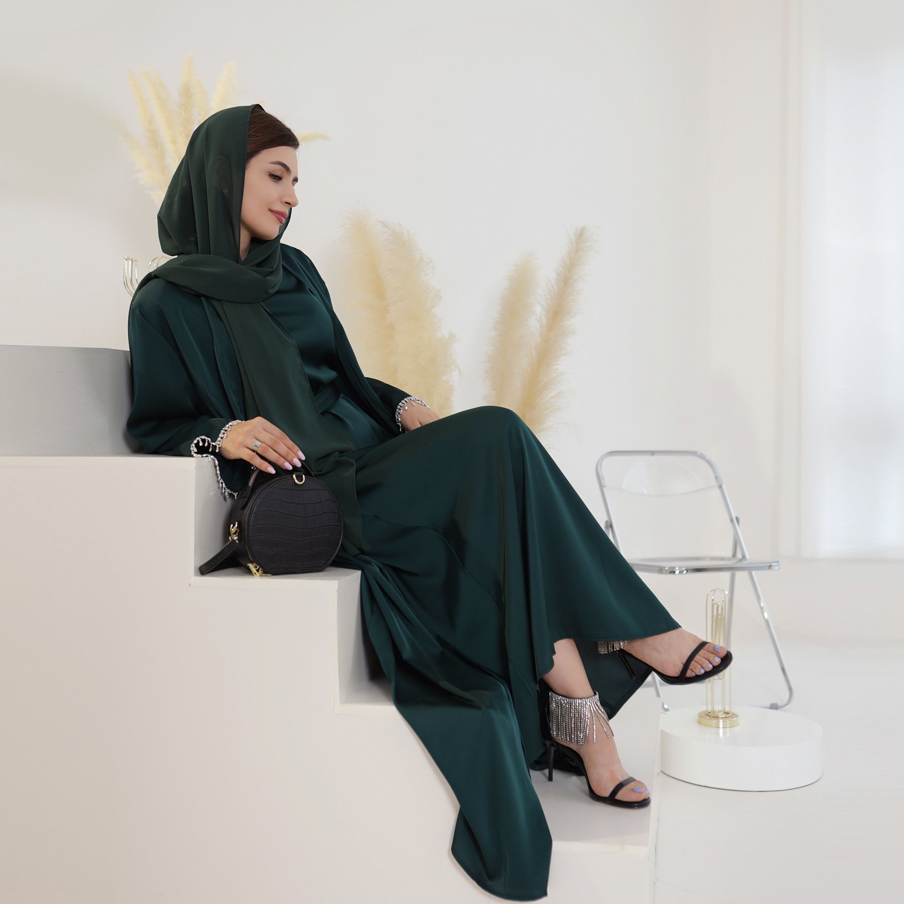 Z-22 Spring and summer 2pcs suit daily solid color beaded robe abaya women muslim dress