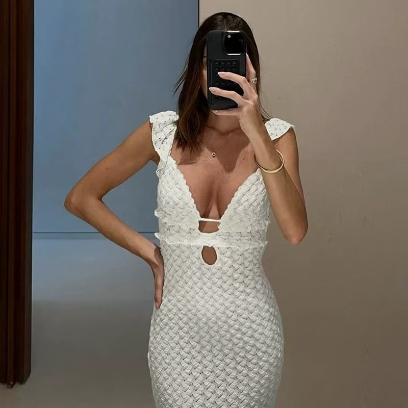 Summer European and American new pure desire V-neck backless lace up hollow slim fit dress