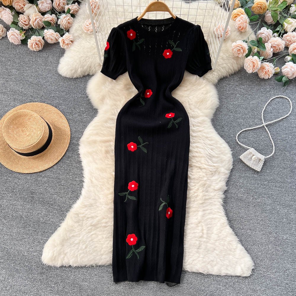 Summer Short Sleeve Knitting Casual Dress o-neck short sleeve embroidery Midi Sheath Dress
