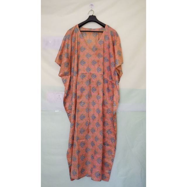 Handmade Vintage Silk Saree Caftan Recycled Silk Night Sleepwear Maxi Dress Printed Beach Wear Gown Holiday Leisure Gifts Kaftan