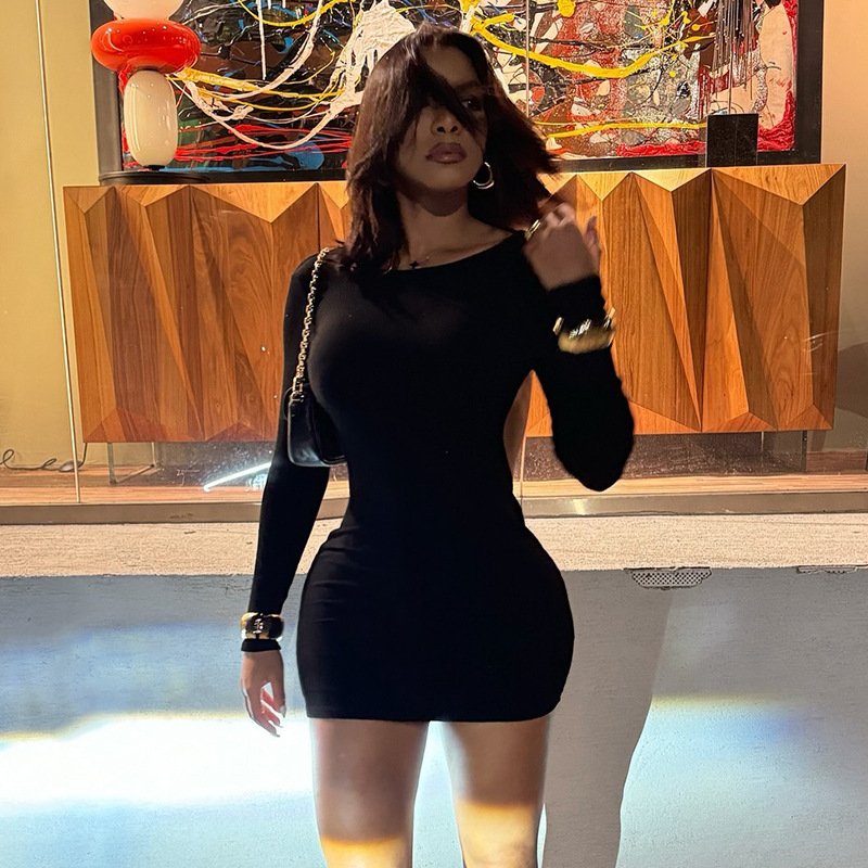 2024 fall autumn wholesale stylish black lady backless hot sexy long sleeve dress