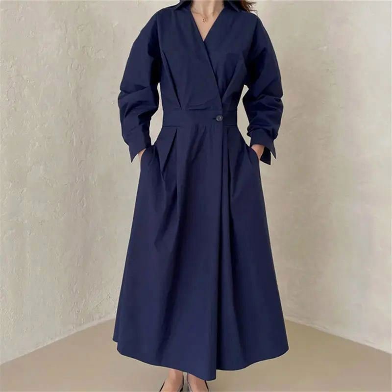 China Factory Best Sell Fashion Solid Color Dresses Women Elegant High Waist Loose Long-sleeved Shirt Casual Dress