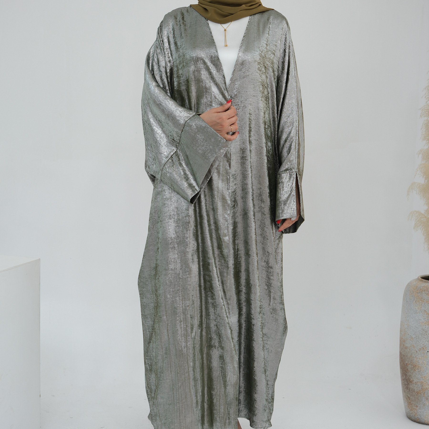 Limanying 2024 New Cardigan Abaya Shinny Polyester Modest Women Abaya Muslim Dress Dubai Open Abaya Fashion Islamic Clothing