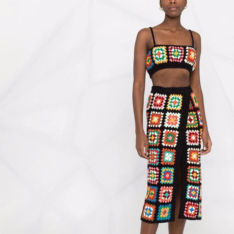 2024 Custom Handmade Cotton Knitwear Fashionable Boho Two-Piece Tops Skirts Sexy Summer Beachwear for Women Long Sleeve Dress