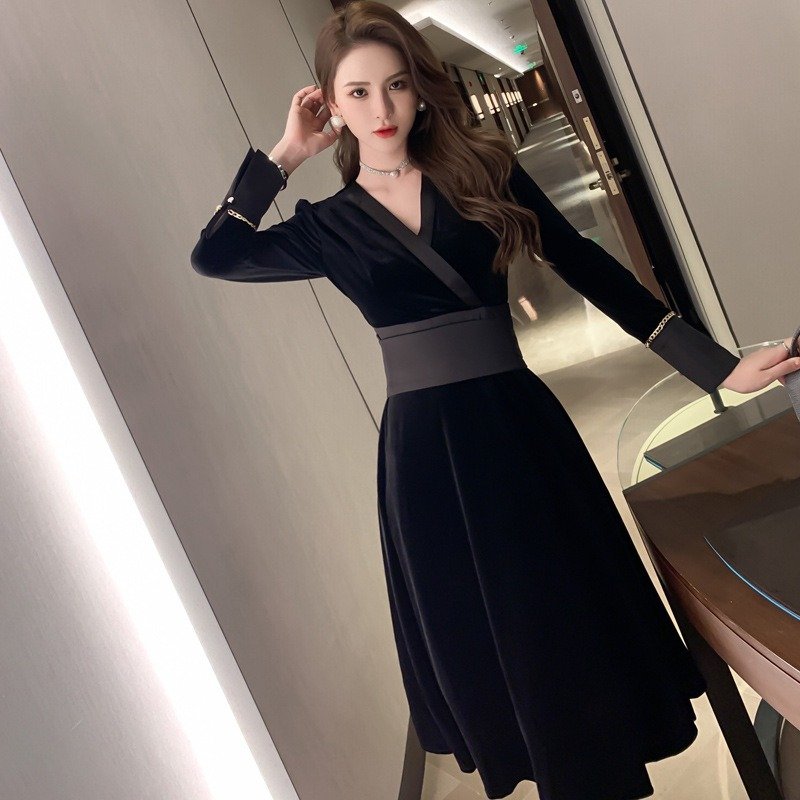 2022 Spring Retro Fashion Little Velvet Elegant Long Dresses Ladies Elegant Black Dress