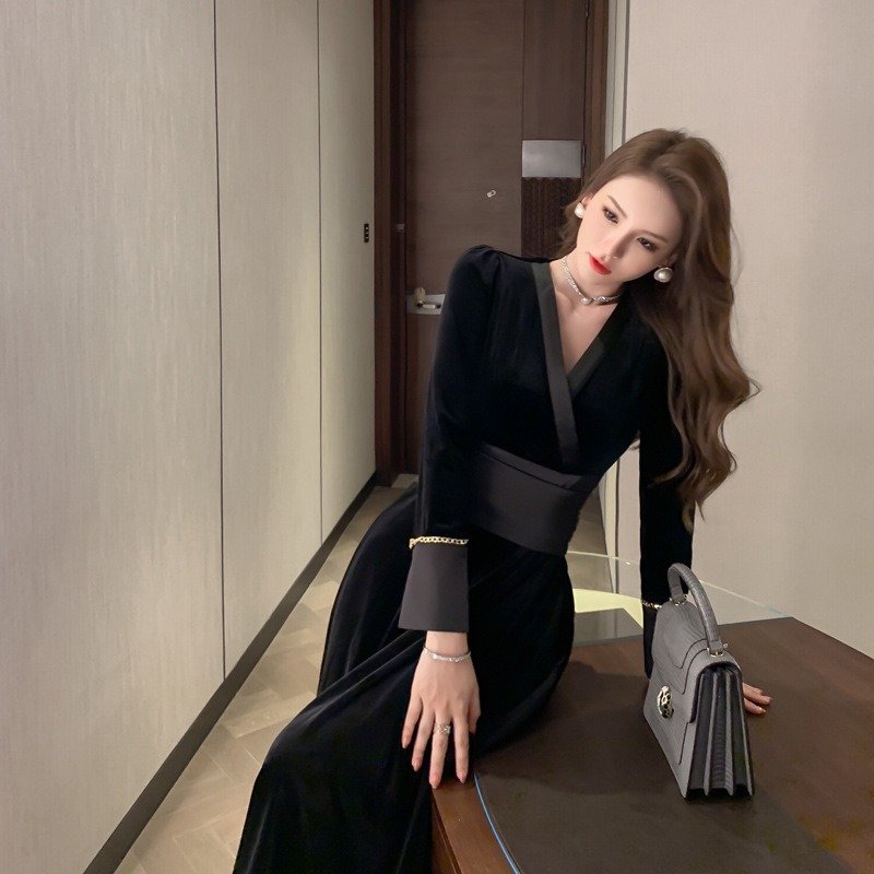 2022 Spring Retro Fashion Little Velvet Elegant Long Dresses Ladies Elegant Black Dress