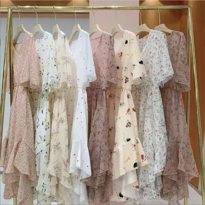 Wholesale brand supplier bulk new tops mixed with dresses bulk bag inventory randomly mixed