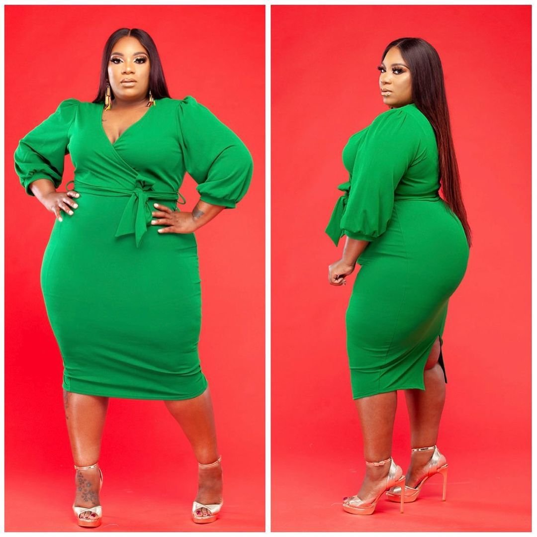 Wholesale Cheap Woman Plus Size Bodycon Dress Bubble Sleeve V Neck Bandage Midi Dresses Women Lady Plus Size Women Casual Dress