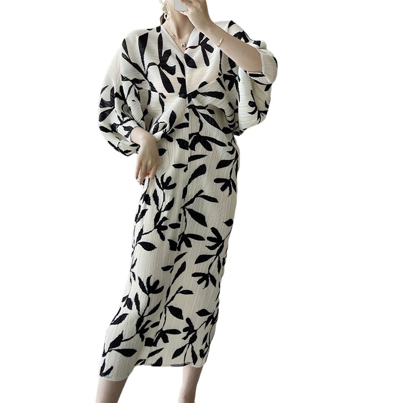 Fashion summer Miyake designer bohemian floral print outdoor ladies pleated dress women's elegant casual dress