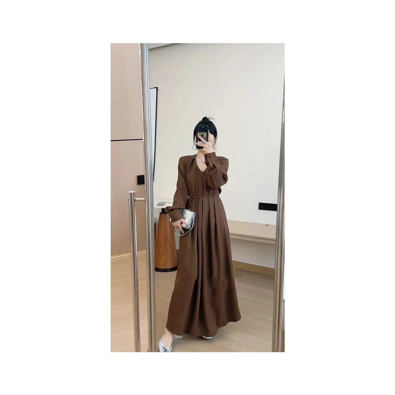 New Simple And Elegant V-Neck Loose Dress High-End Satin Belt Design Casual Dress