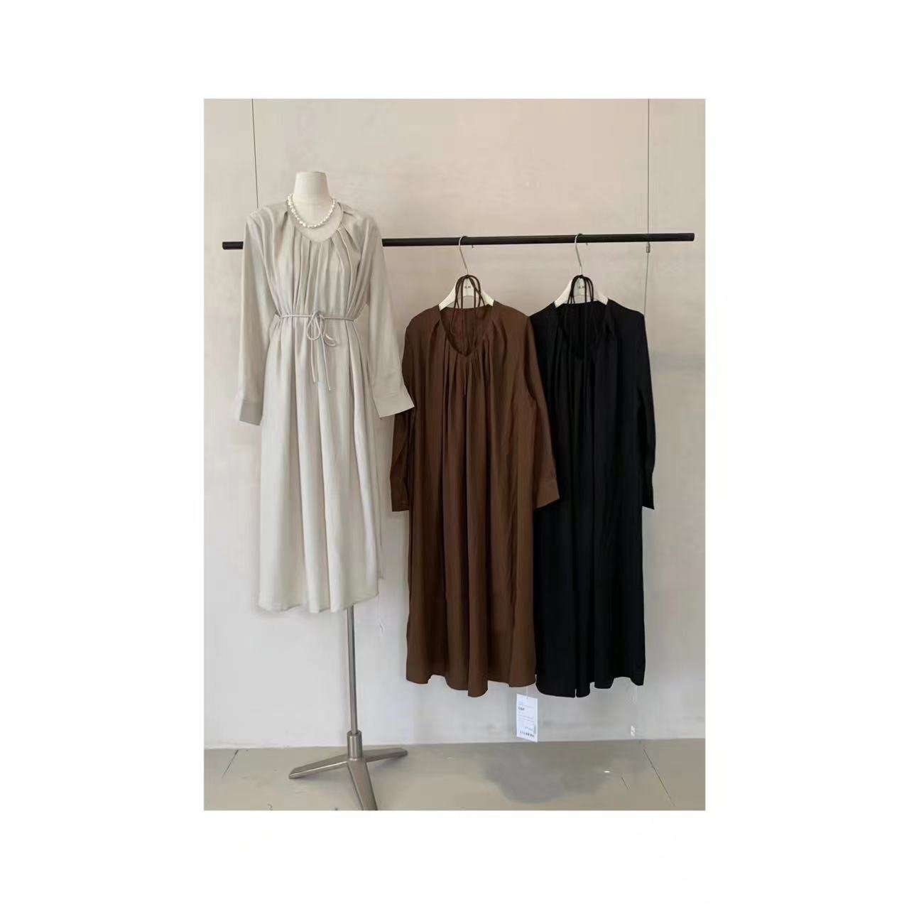 New Simple And Elegant V-Neck Loose Dress High-End Satin Belt Design Casual Dress
