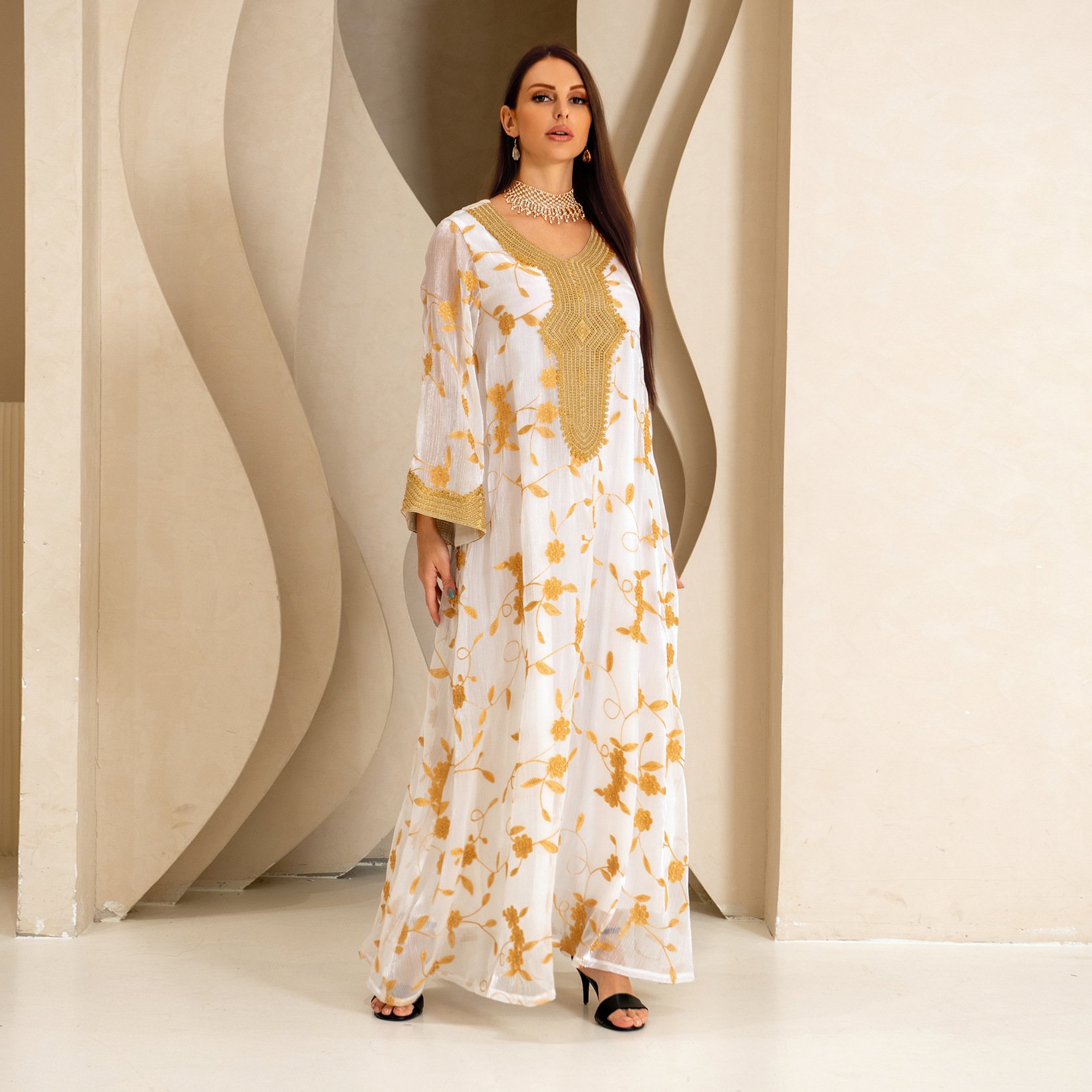 2023 Hot style Middle East Dubai Muslim fashion evening dress Turkey gauze dress embroidery gold lace dress