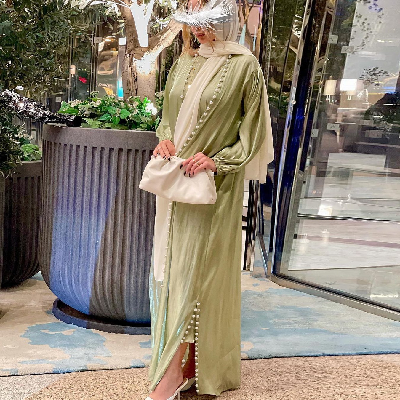 New 2023 abaya women muslim dress black comfortable satin abaya designs 2023 luxury muslim dress wholesale