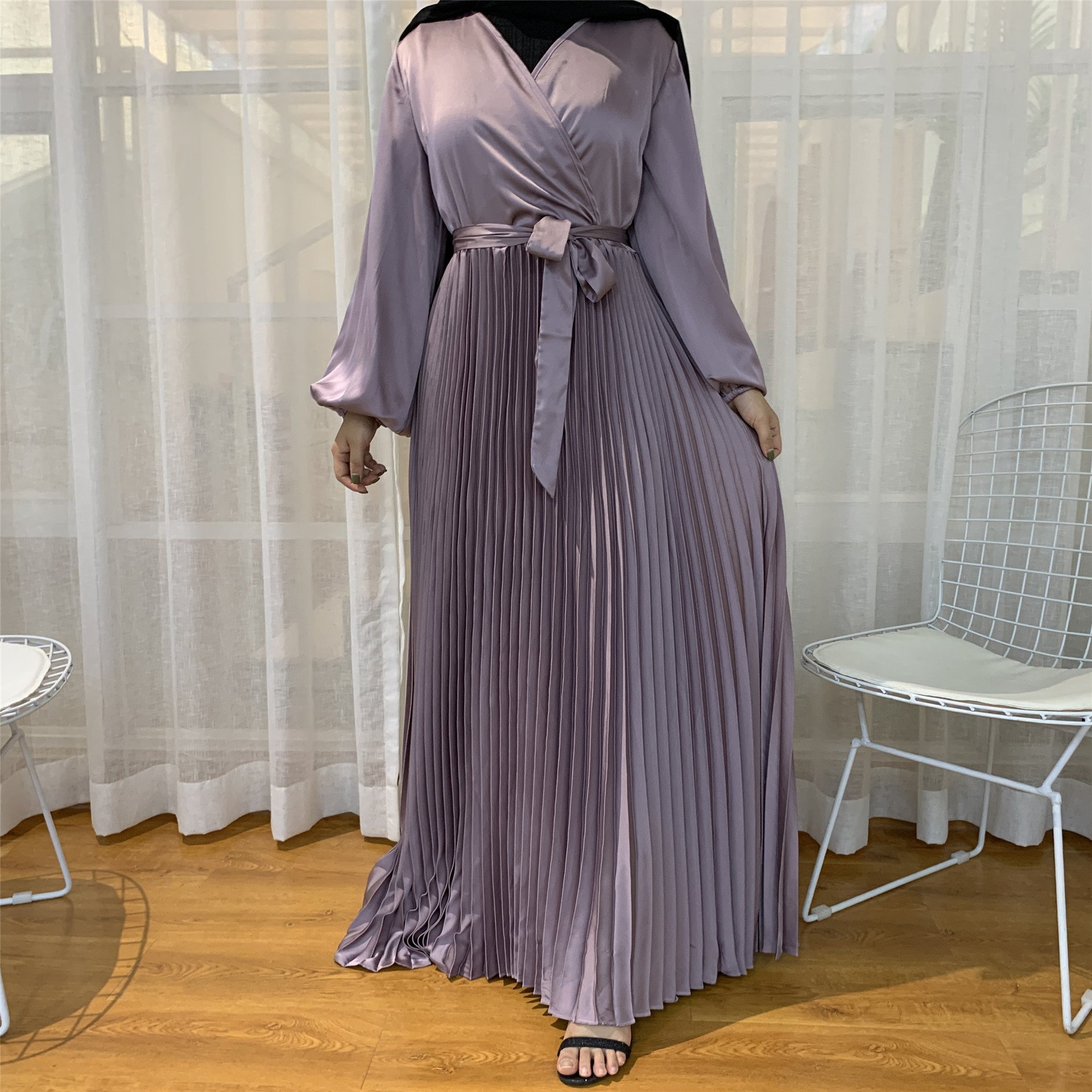 Modest Women Clothing Manufacturer Well Made high quality pleated dresses women muslim long satin pleat abaya