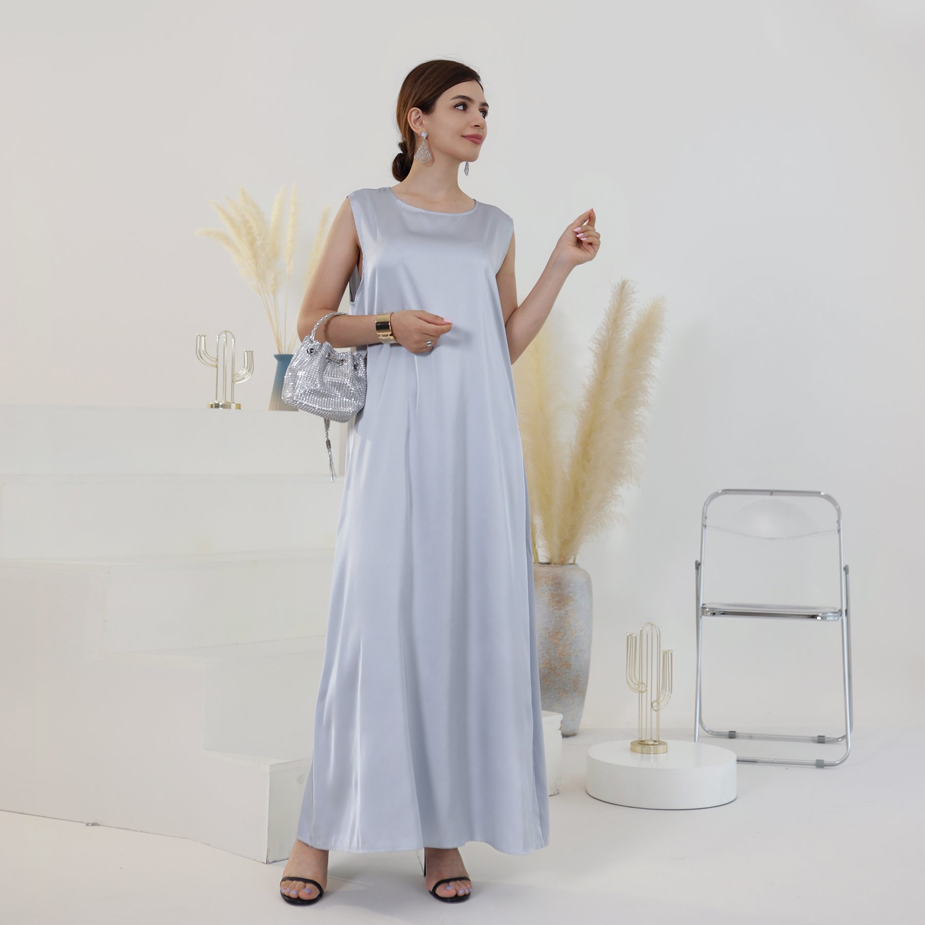 Loriya New design Muslim Abaya Casual Dress Solid Color Slip Dresses Satin Sleeveless Women Modest Abaya Inner Dress