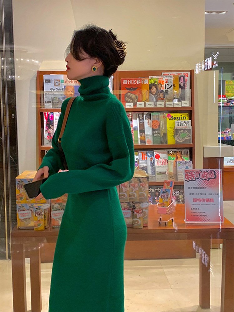 New autumn and winter in the base long-sleeved high collar knit women's sweater dress