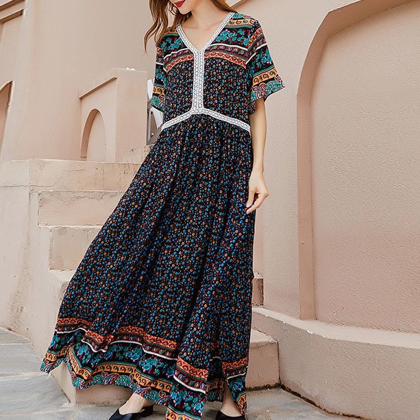 New Arrival Short Sleeve Summer Vacation Dress Plus Size Loose Casual Dress Elegant Floral Lace V-Neck Women's Dresses