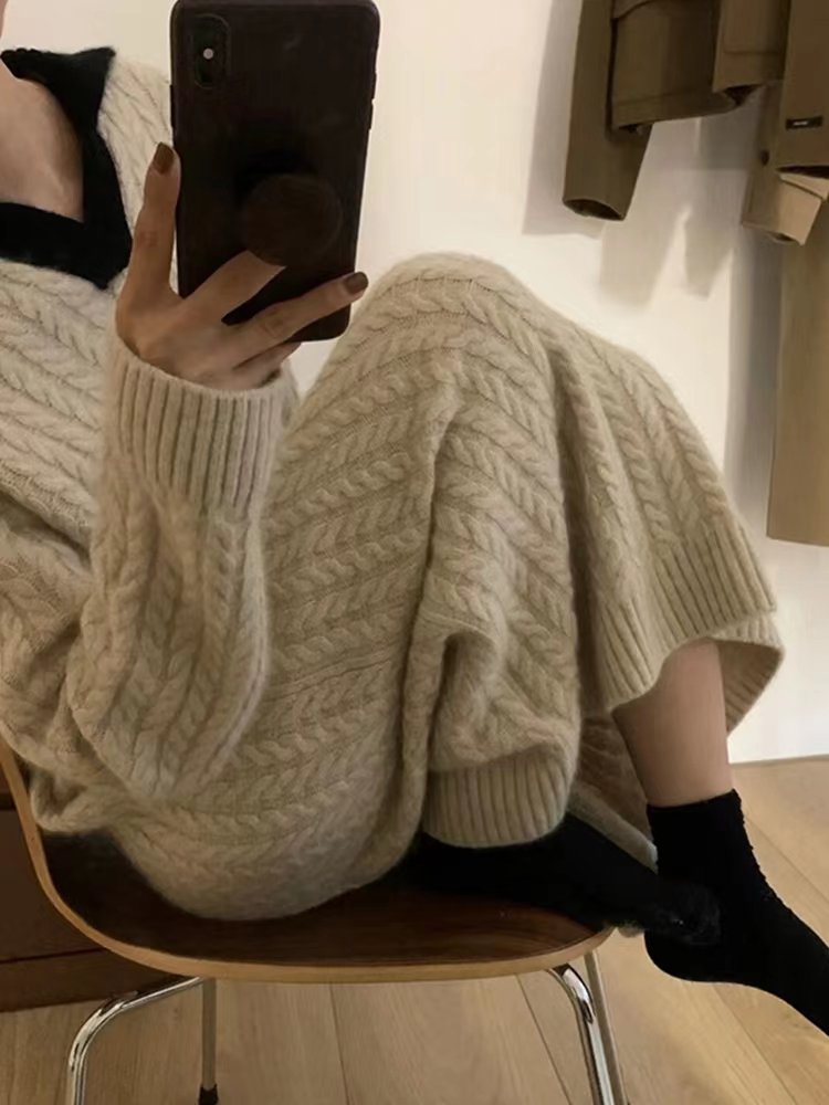 2022 Autumn And Winter New Lapel Large Size Women's Sheath Knit Style Sweater Dress