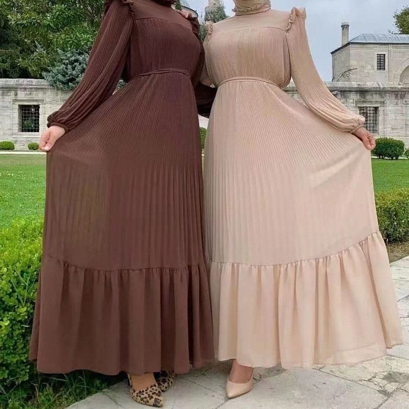 2024 New Design Beautiful Islamic Clothing Middle East Muslim Elegant Pleated Solid Color Hemcrew crew neck Long Dresses