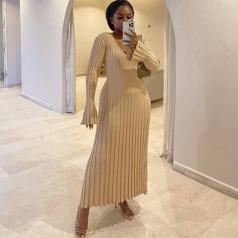 2023 Customized design girl sexy casual elegant long solid colored women lady skirt