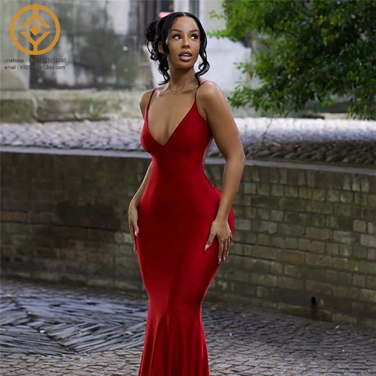 H2D21780 Slim Dress Shiny Spaghetti Strap Backless Ruched Cleavage Maxi Ladies Dress Solid Women Casual Dresses