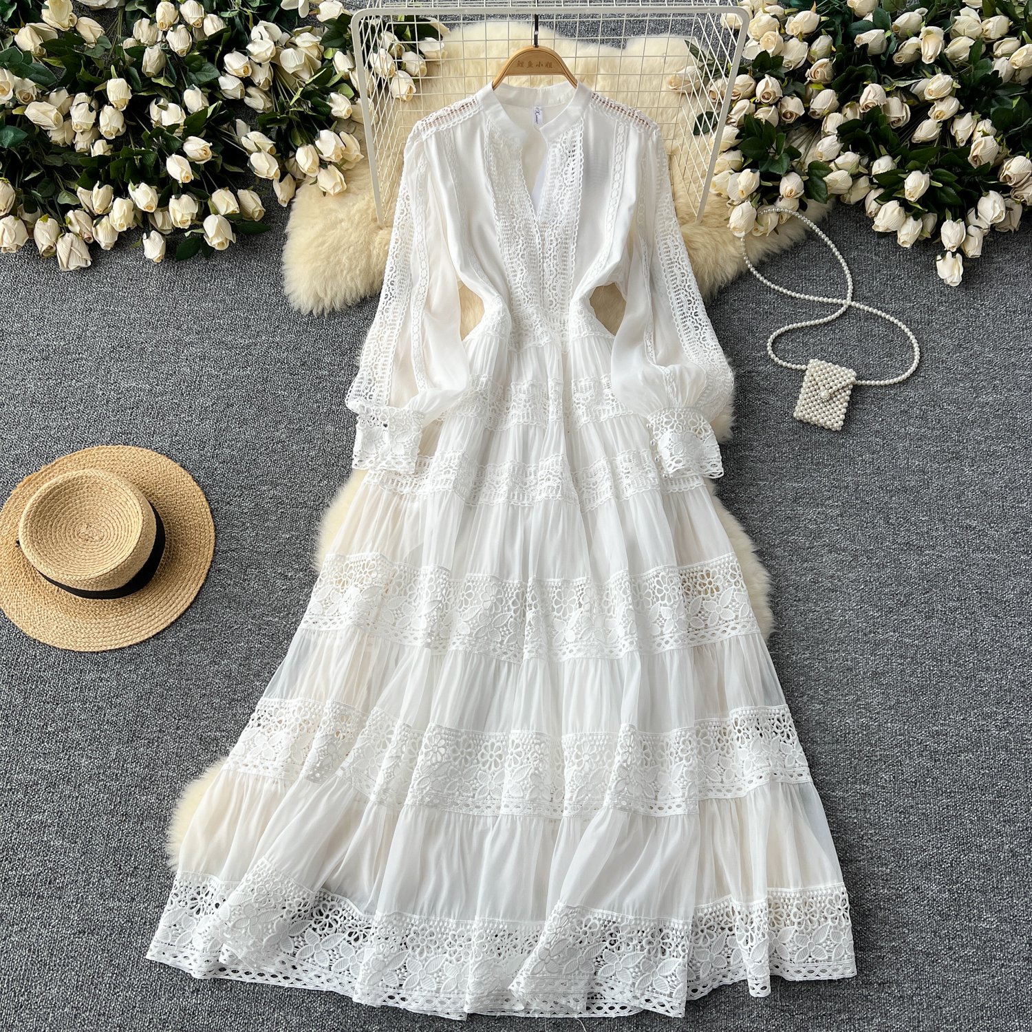LE2412 2024 Ethnic Style V-Neck Lace Patchwork Evening Gowns Woman Elegant Long Robes Chic Embroidered Boutique Maxi Dress