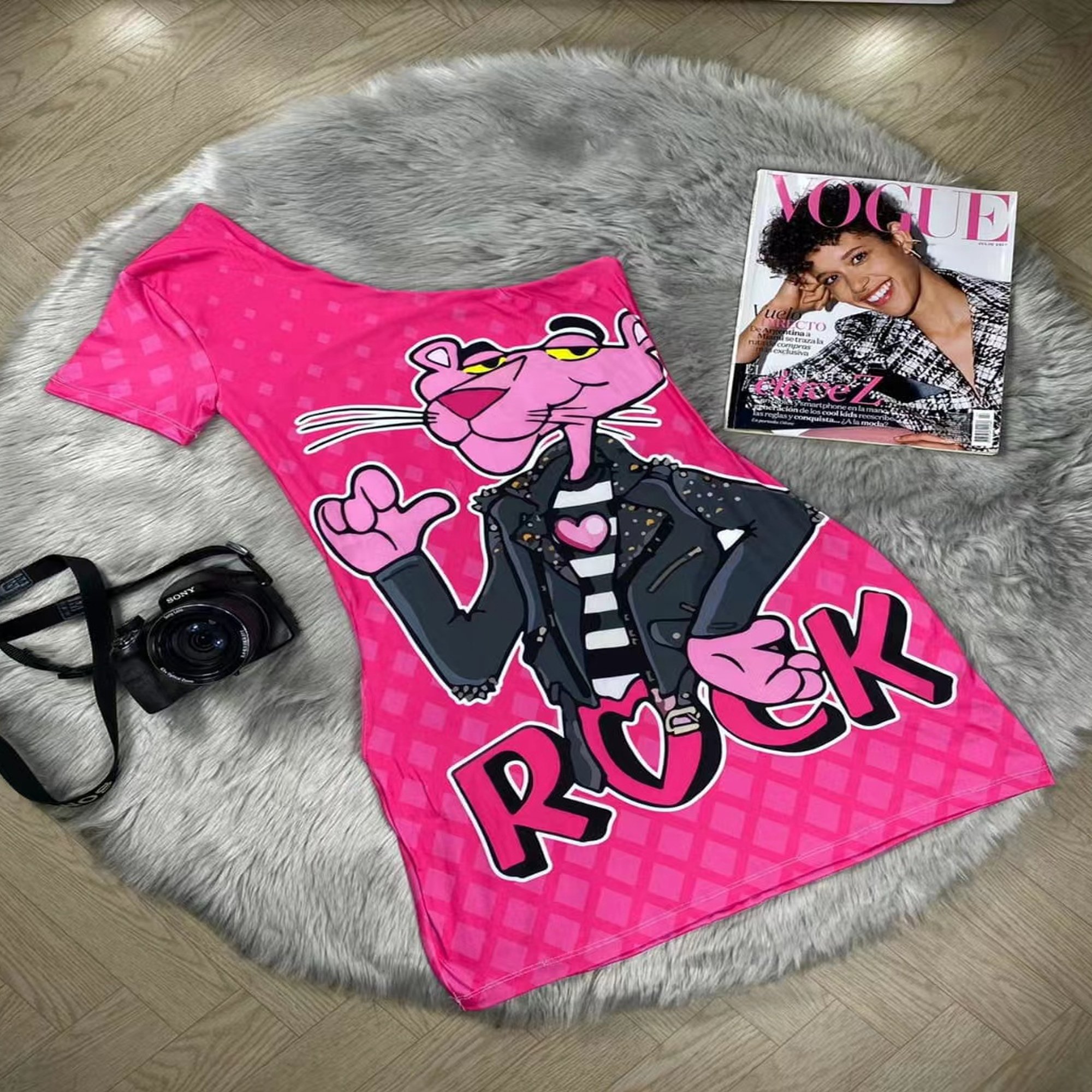Luxury ladies close-fitting dress kkitty cartoon summer cooling dress casual skirts