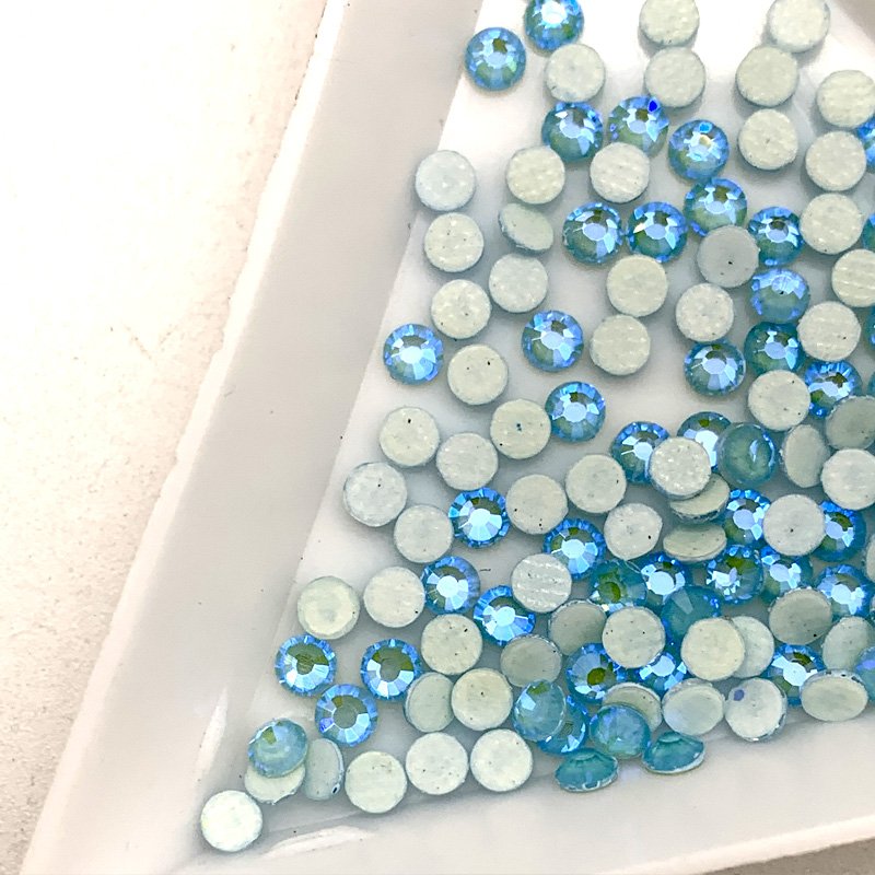 Factory direct sale 500 gross packing ss10 hot fix rhinestones neon rose AB for garments