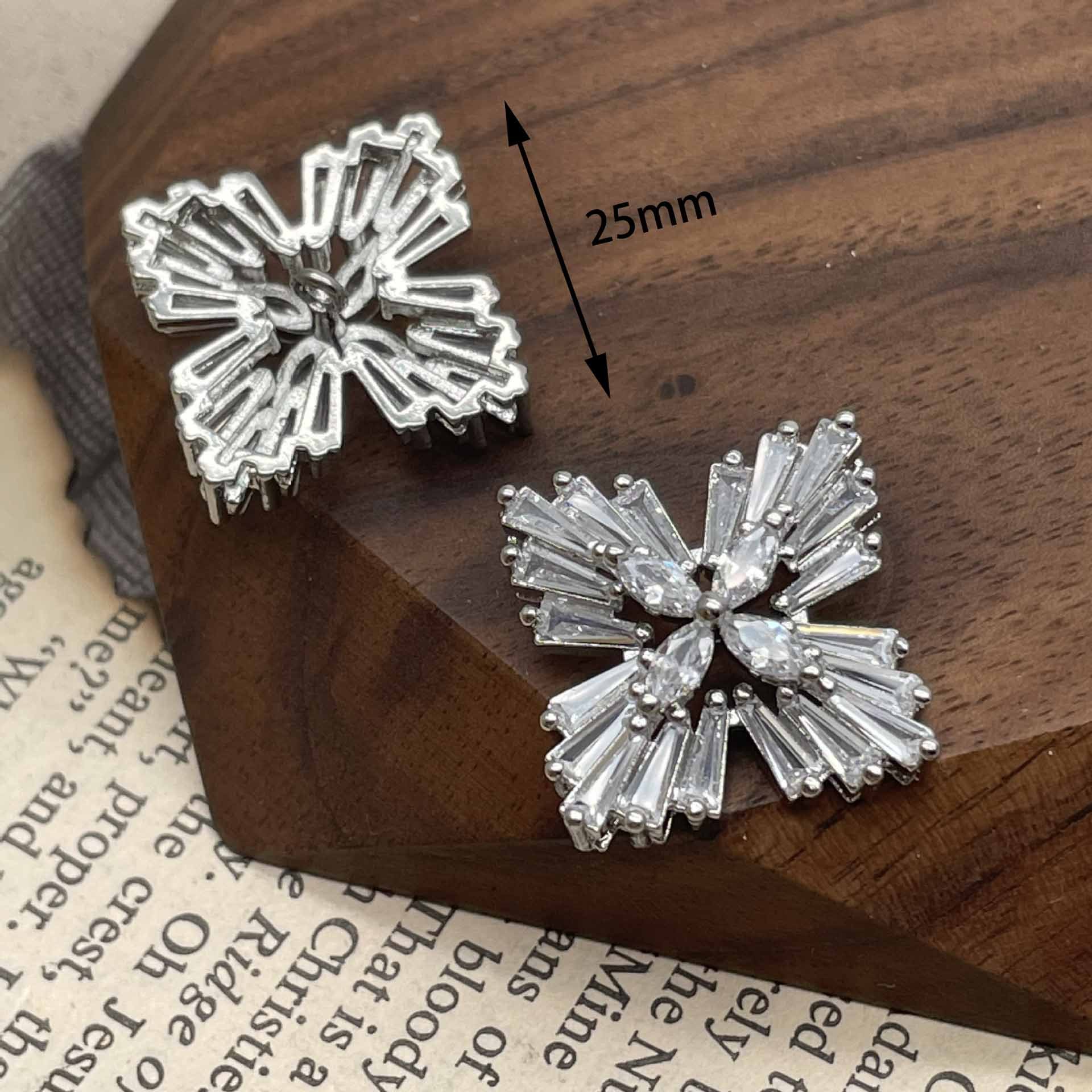 Fashion Elegant Chic Silver Crystal Rhinestone Pearl Zircon Buttons For Wedding Invitation Garment Dress