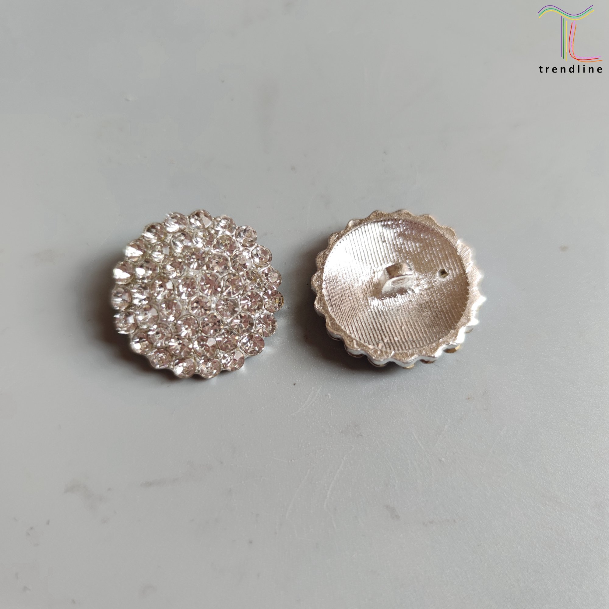 40L little sky star gypsophila rhinestone crystal buttons