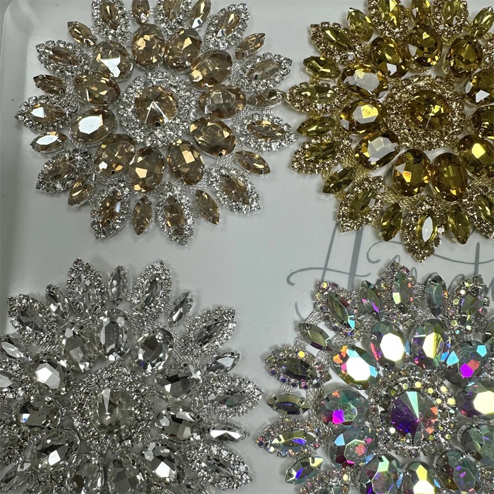 Wholesale Round Flower Patches Crystal rhinestone applique Embellishments for Women bridal Dress