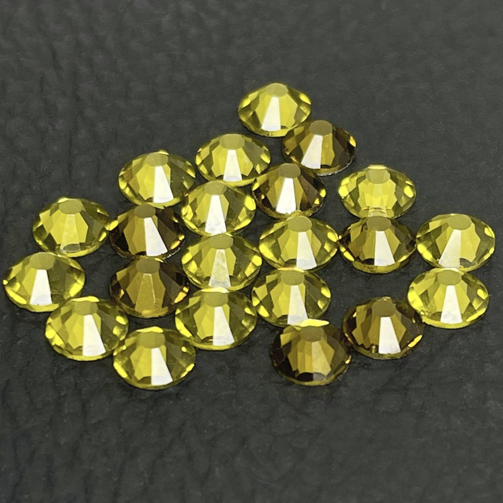Wholesale SS3-SS30 Olivine Flat Back Rhinestone Strass Non Hot Fix Rhinestone Glass Trade Assurance Silver Foil 1 Bag Flatback
